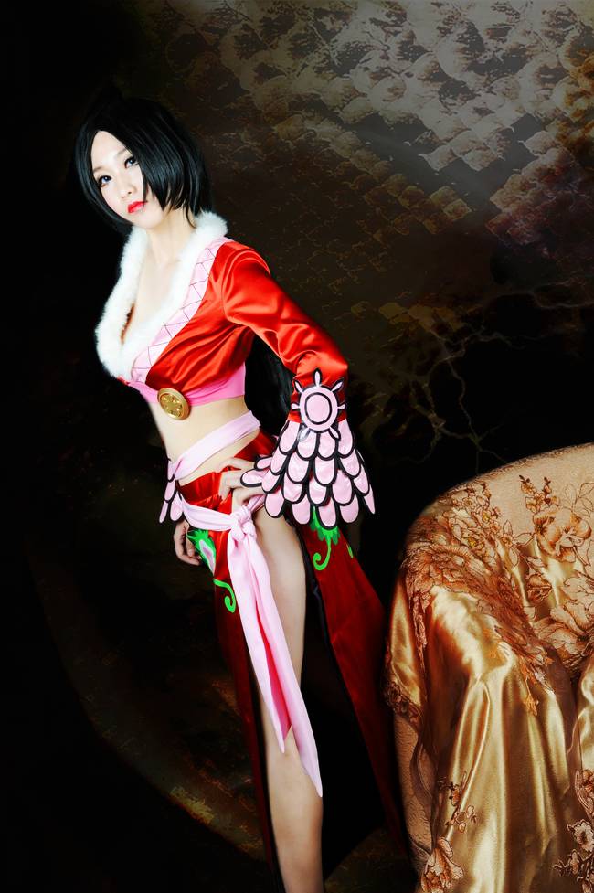 Cosplay福利/海贼王女帝波雅·汉库克性感长腿COS福利
