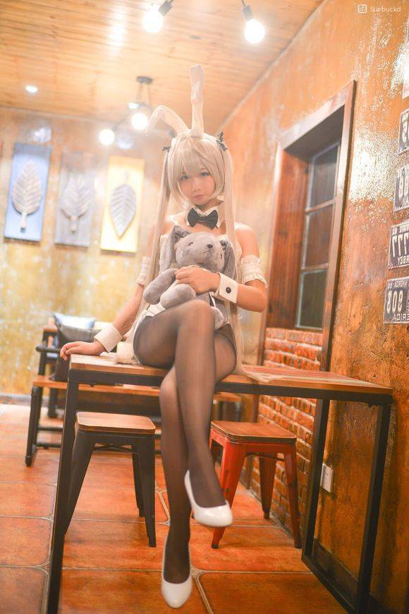Cosplay福利/穹妹兔女郎黑丝cos福利