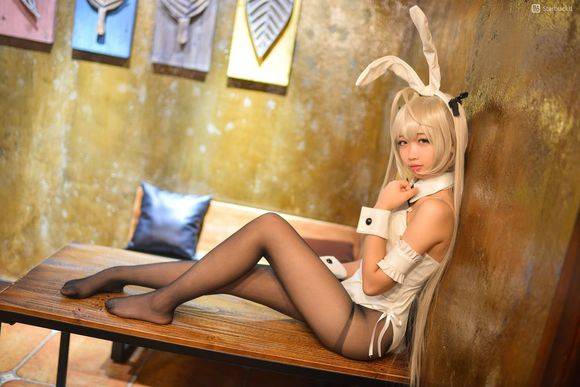 Cosplay福利/穹妹兔女郎黑丝cos福利