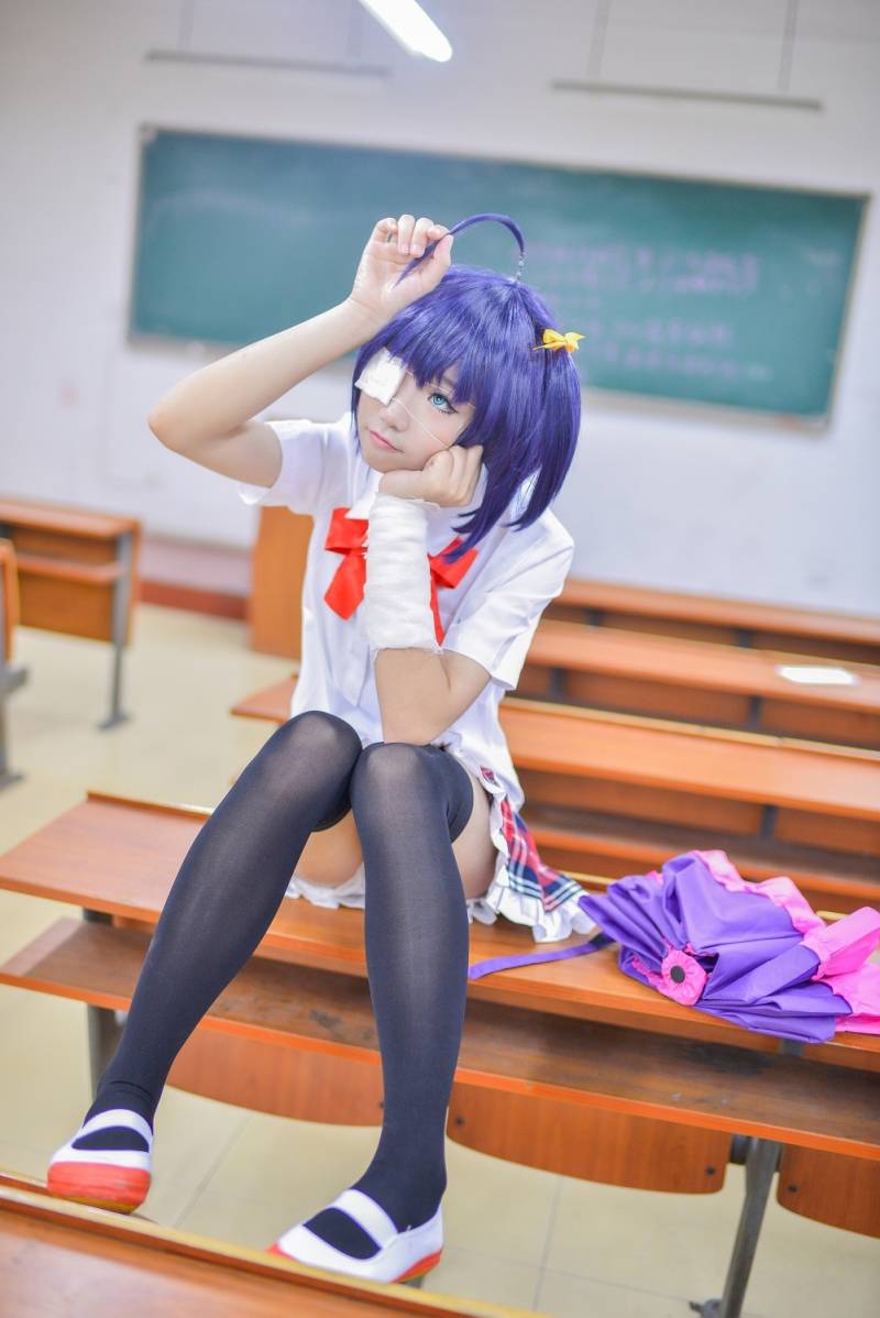 Cosplay福利/夏制六花萝莉制服黑丝cosplay