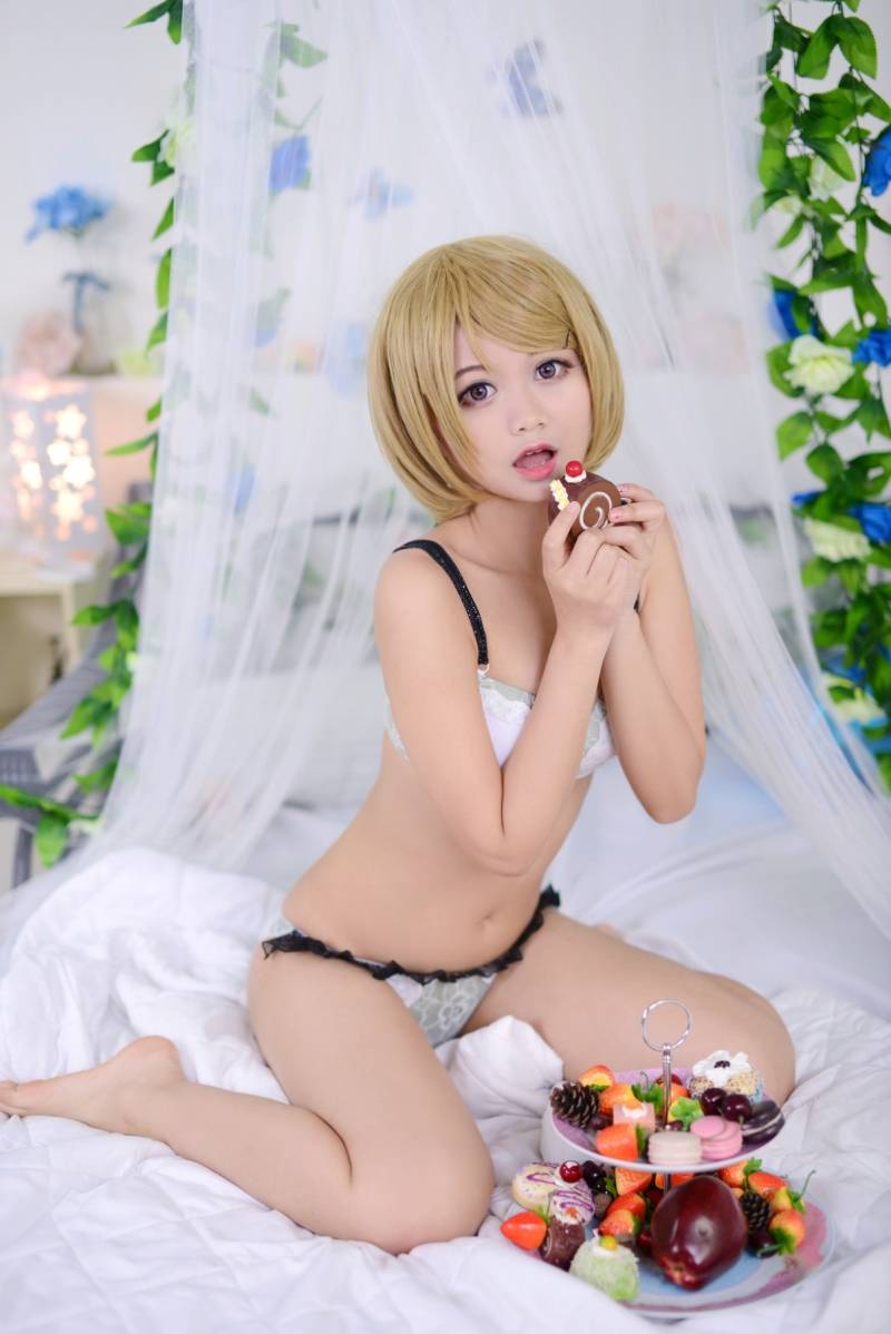 Cosplay福利/Love Live!小泉阳花内衣福利COS 裸足诱惑