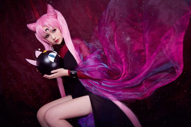 Cosplay福利/美少女战士黑暗淑女小小兔COS福利