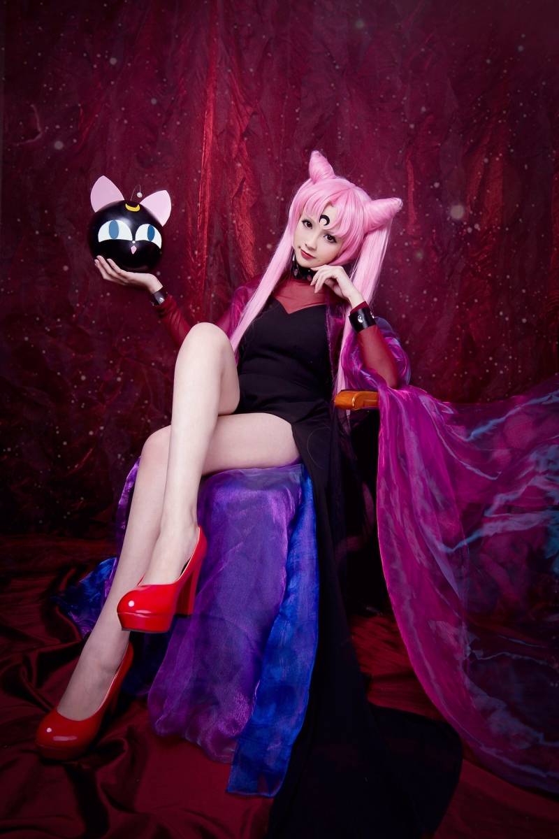 Cosplay福利/美少女战士黑暗淑女小小兔COS福利