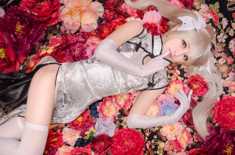 Cosplay福利/《缘之空》穹妹白旗袍COS福利,白丝美腿诱惑