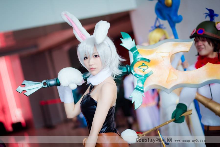 Cosplay福利/美女coser啾小妍英雄联盟锐雯兔女郎cosplay腿控福利