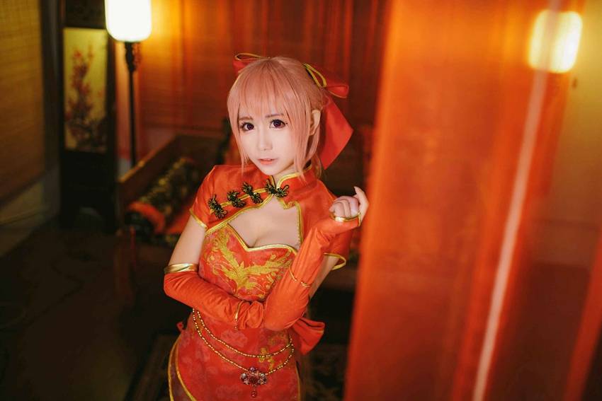 Cosplay福利/LUKA金丝雀福利cosplay腿玩年