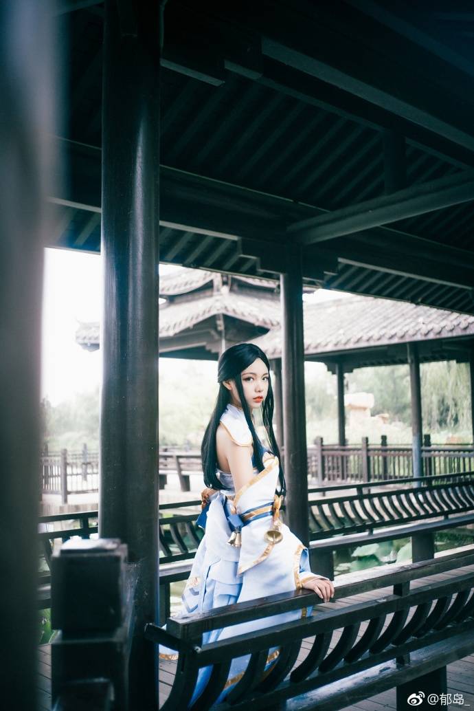 Cosplay福利/清纯美女王者荣耀紫霞仙子露娜cosplay图片