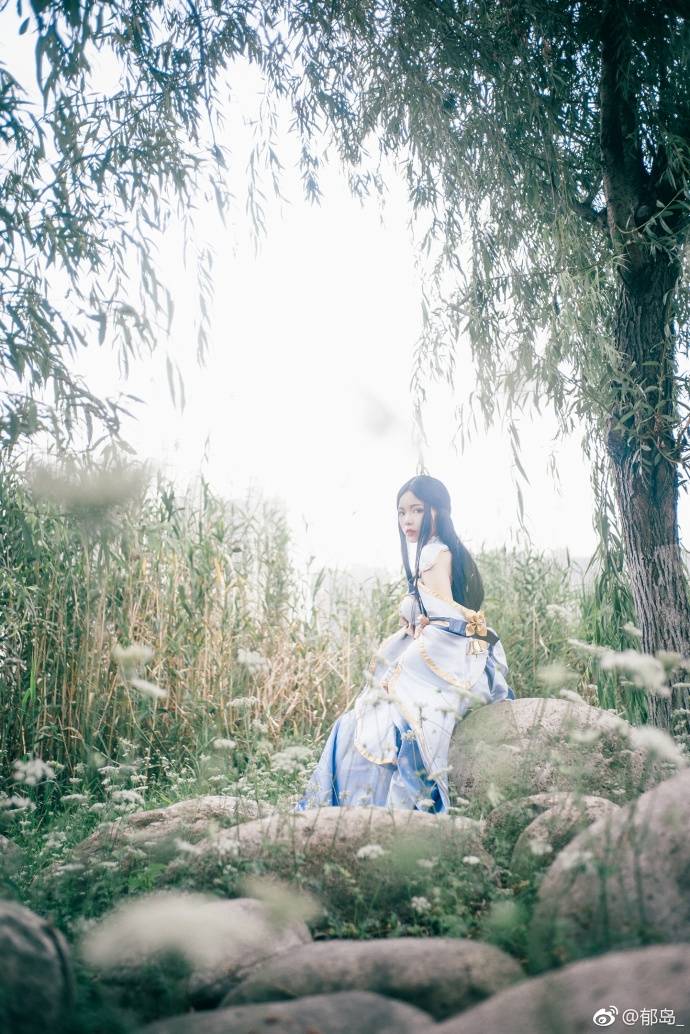 Cosplay福利/清纯美女王者荣耀紫霞仙子露娜cosplay图片