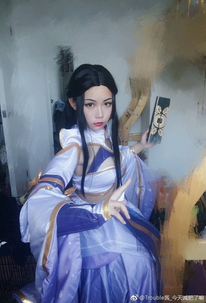 Cosplay福利/巨乳美女王者荣耀紫霞仙子cosplay图片