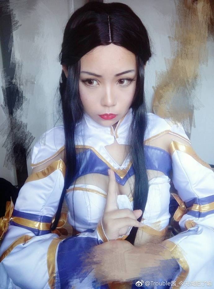 Cosplay福利/巨乳美女王者荣耀紫霞仙子cosplay图片