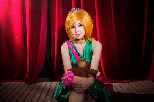 Cosplay福利/英雄联盟黑暗之女安妮舞会公主cosplay图片