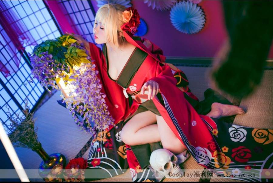 Cosplay福利/尼禄·克劳狄乌斯 御姐女神cosplay宅男福利