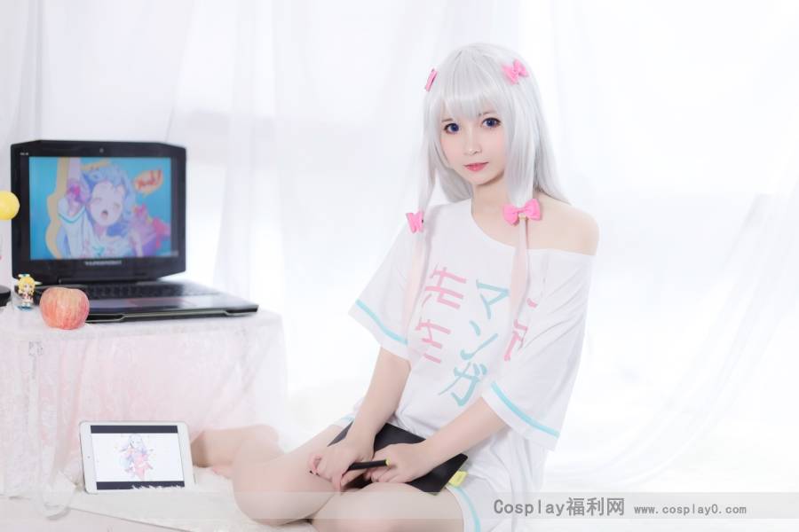 Cosplay福利/二次元萝莉 埃罗芒阿老师和泉纱雾裸足cosplay，这腿白的可怕