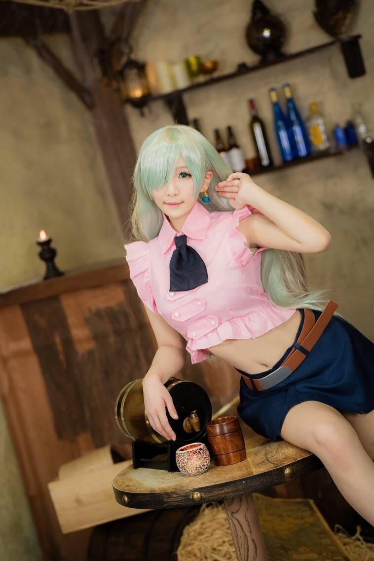 Cosplay福利/七原罪伊丽莎白cosplay福利 半次元福利向美女裸足