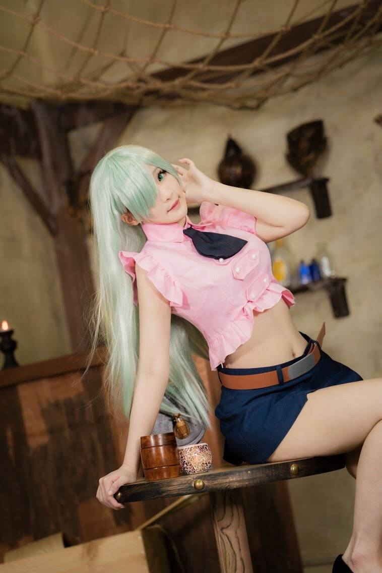 Cosplay福利/七原罪伊丽莎白cosplay福利 半次元福利向美女裸足