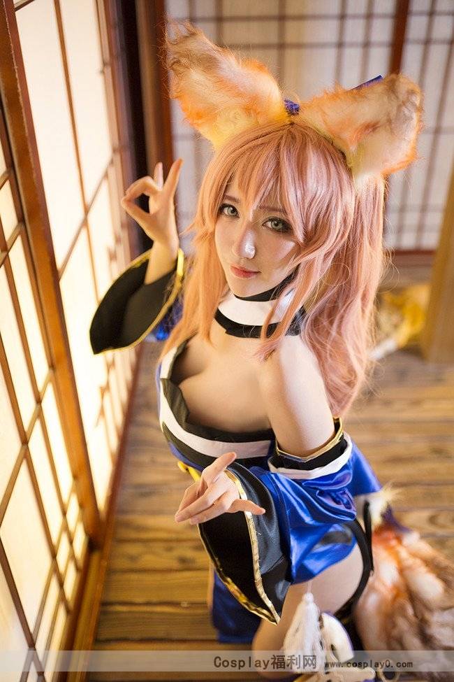Cosplay福利/极致翘臀巨乳御姐cosplay玉藻前 腿控福利