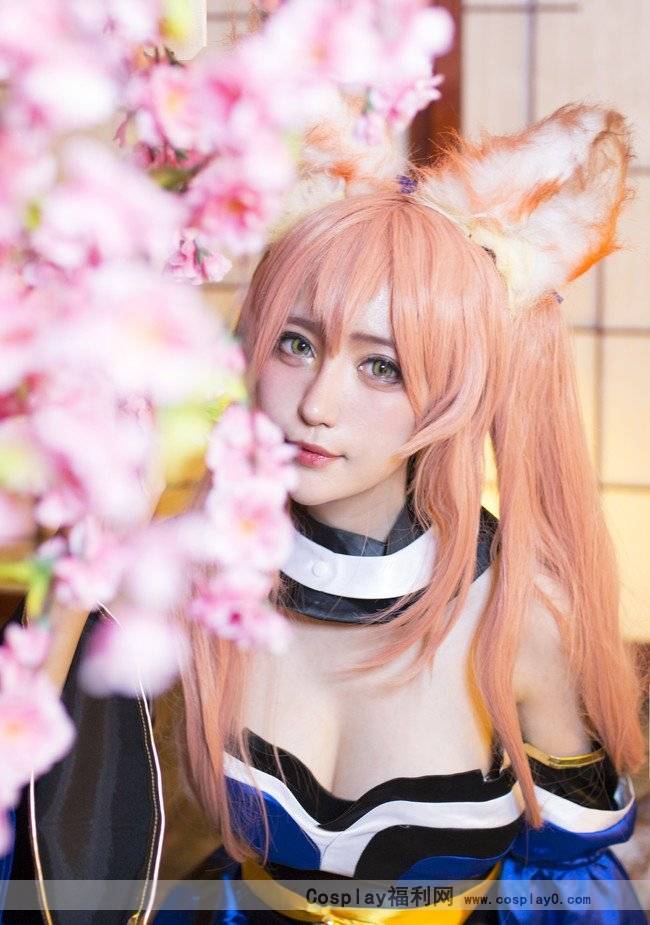 Cosplay福利/极致翘臀巨乳御姐cosplay玉藻前 腿控福利