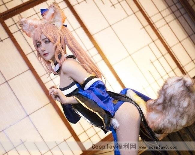 Cosplay福利/极致翘臀巨乳御姐cosplay玉藻前 腿控福利