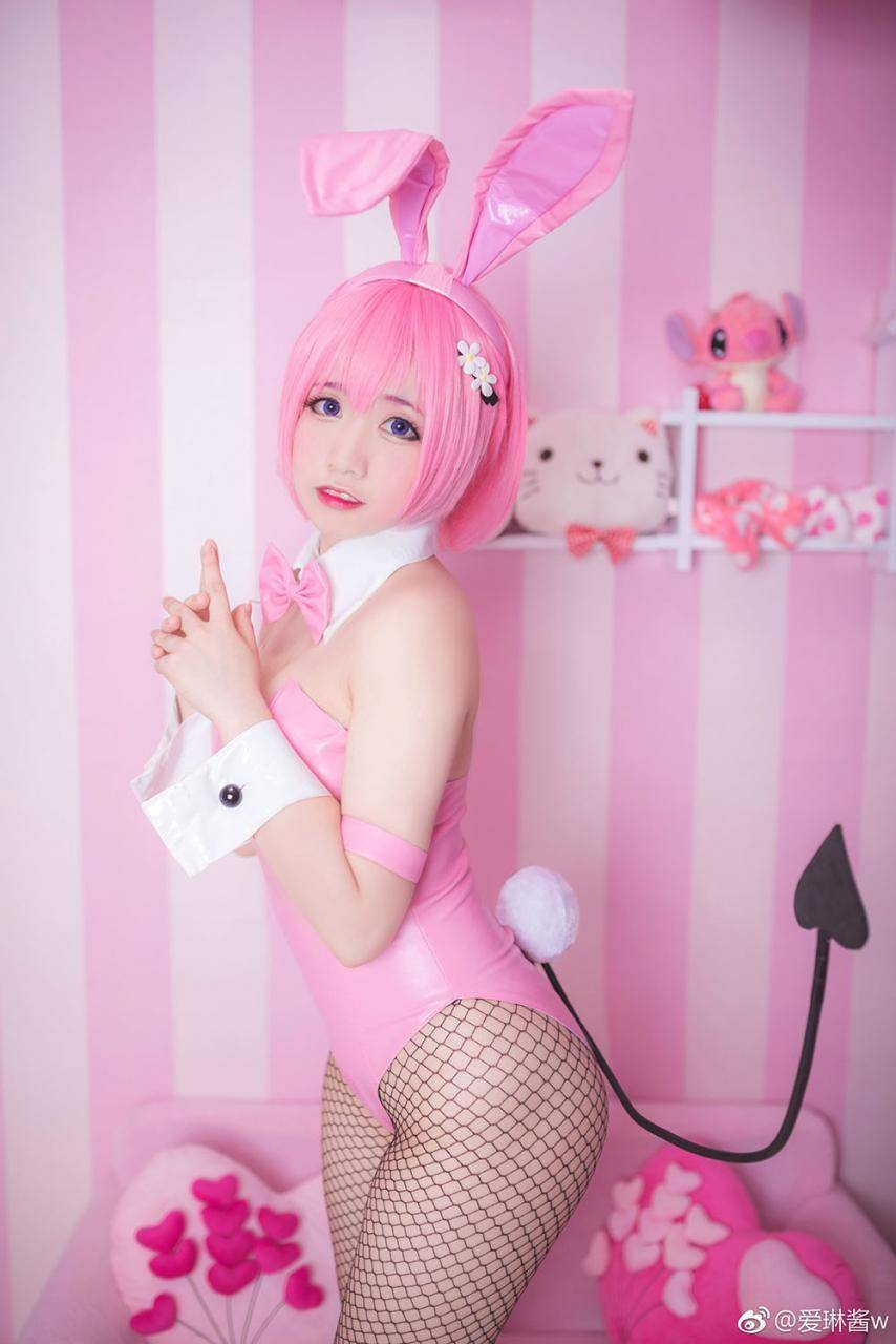 Cosplay福利/兔女郎黑网袜 @爱琳酱w