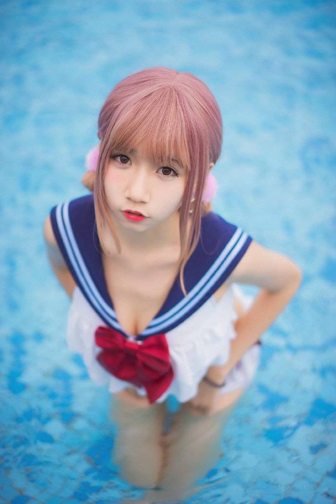 Cosplay福利/比基尼水着萌妹萝莉湿身cosplay福利美腿诱惑