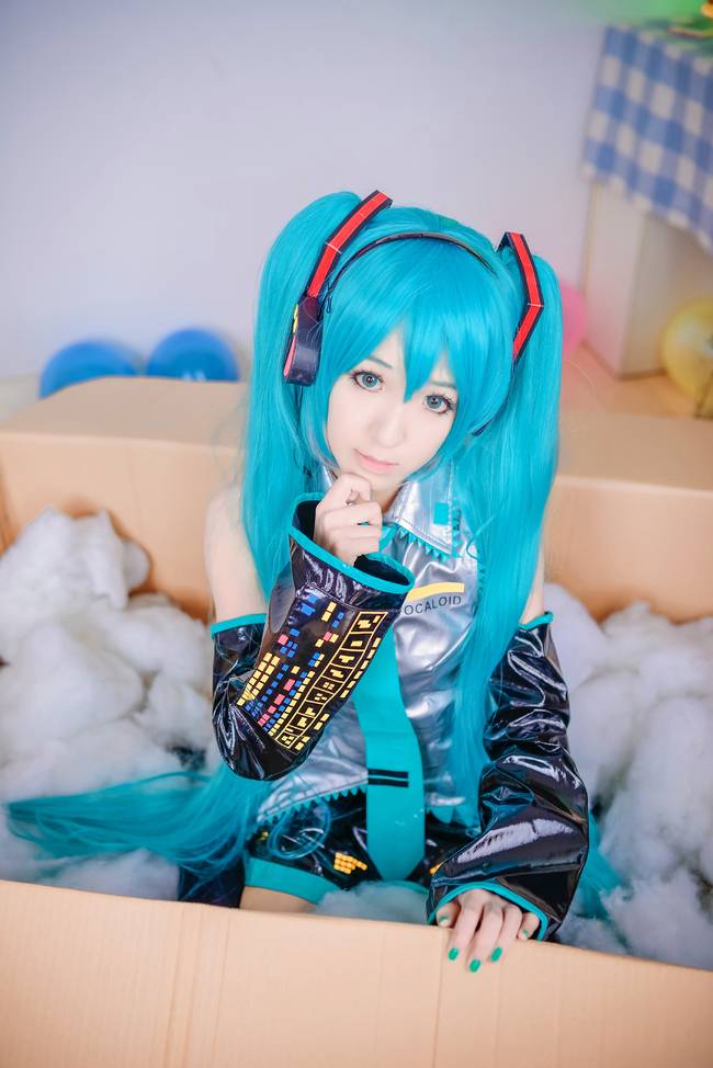 Cosplay福利/初音未来cosplay无下限图片 美女黑丝福利诱惑