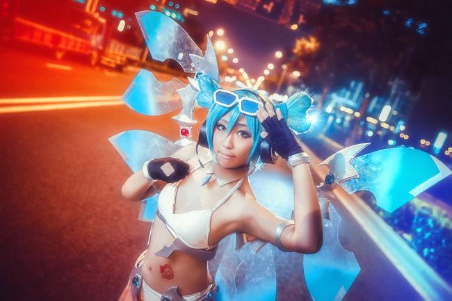 Cosplay福利/《都市精灵少女》VOCALOID初音未来COSPLAY cn:筱原千夜