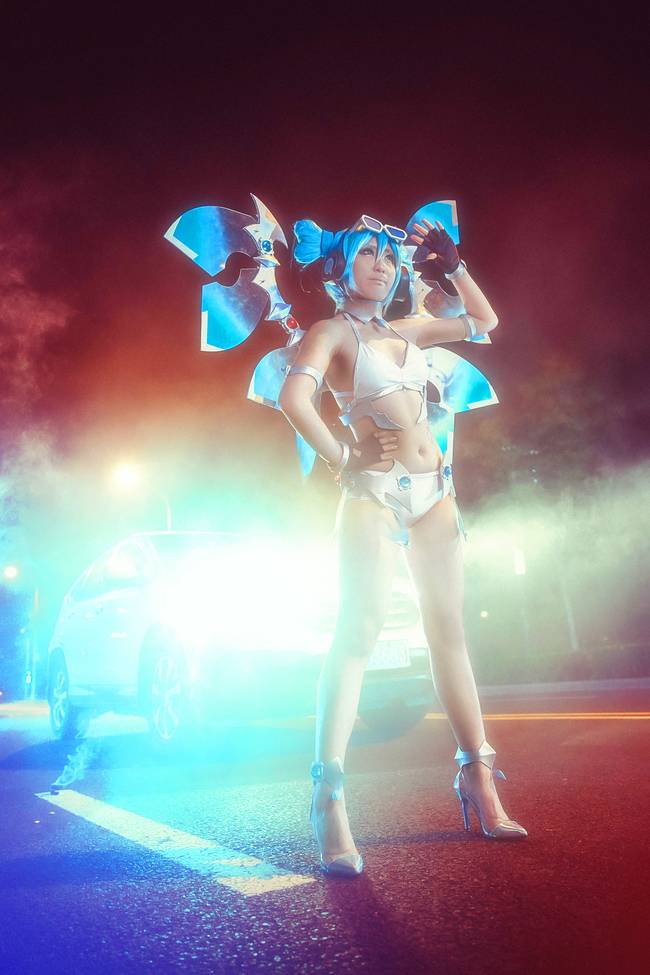 Cosplay福利/《都市精灵少女》VOCALOID初音未来COSPLAY cn:筱原千夜