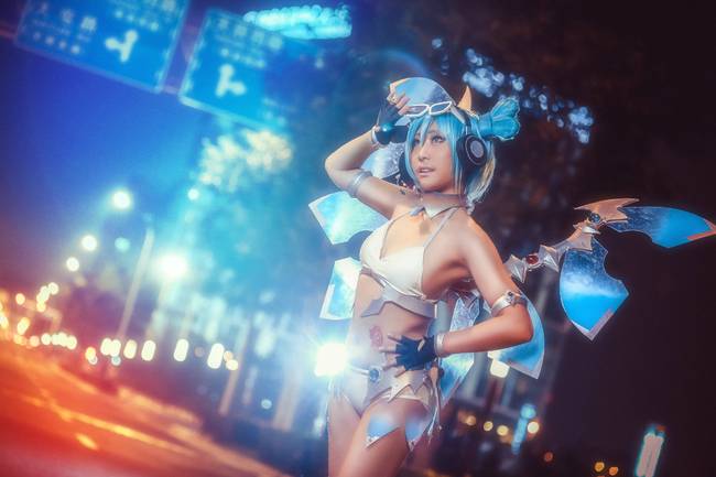 Cosplay福利/《都市精灵少女》VOCALOID初音未来COSPLAY cn:筱原千夜