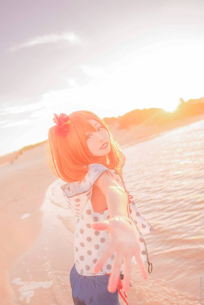 Cosplay福利/治愈系海滩比基尼少女LoveLive! 高坂穗乃果COSPLAY
