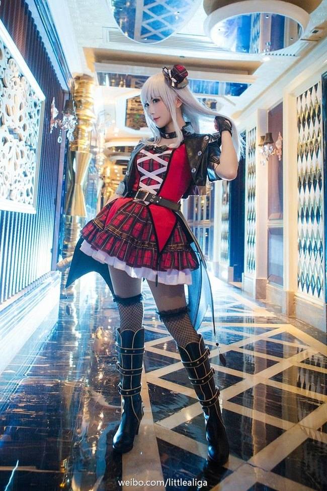 Cosplay福利/《黑丝学姐要读书》路人女主的养成方法霞之丘诗羽