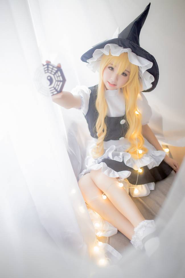 Cosplay福利/东方Project小巫女和蓝精灵COSPLAY