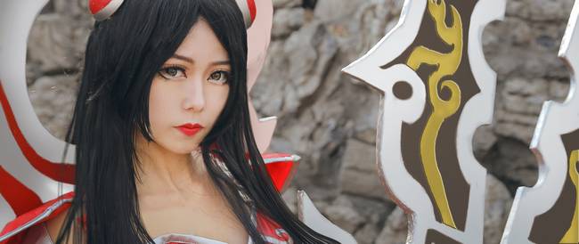 Cosplay福利/英气满满的美少女英雄联盟刀妹-刀锋意志cos