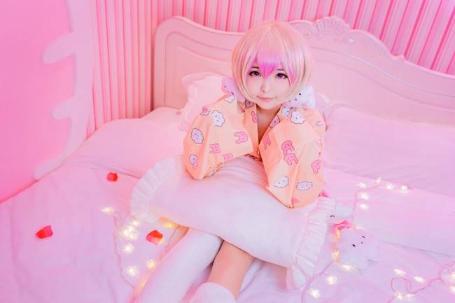 Cosplay福利/白丝绝对领域睡衣小萝莉 魔法少女育成计划眠眠COSPLAY