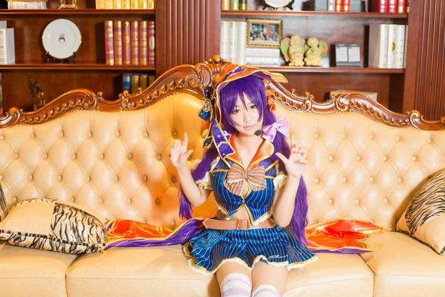 Cosplay福利/条纹紫色丝袜绝对领域少女 LoveLive!东条希COSPLAY