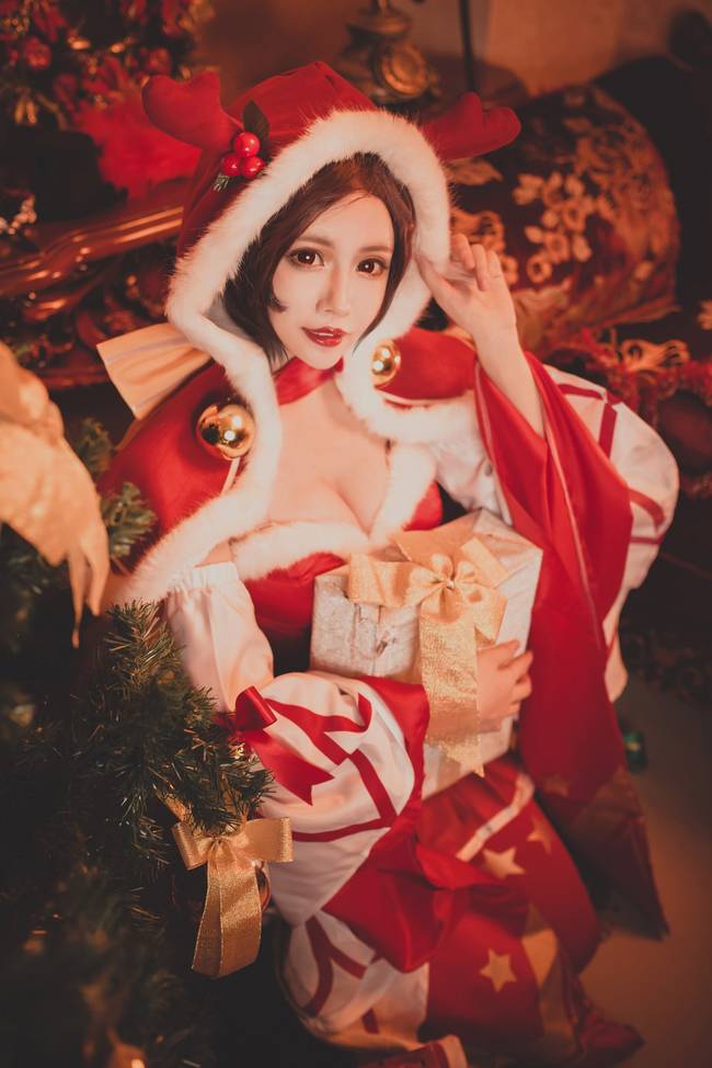 Cosplay福利/圣诞红绝对领域少女 王者荣耀貂蝉COSPLAY美图欣赏 cn:桃昔