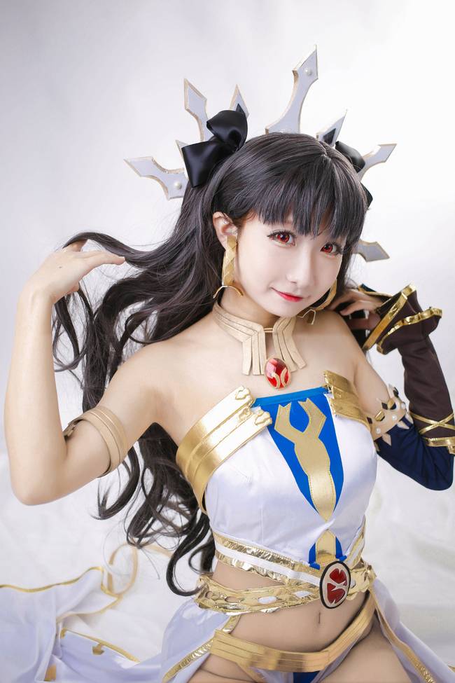 Cosplay福利/绝对领域女神 伊斯塔凛COSPLAY cn:英俊