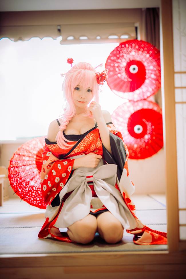 Cosplay福利/黑丝美少女VOCALOID巡音流歌COSPLAY cn:沫茉Moooooo