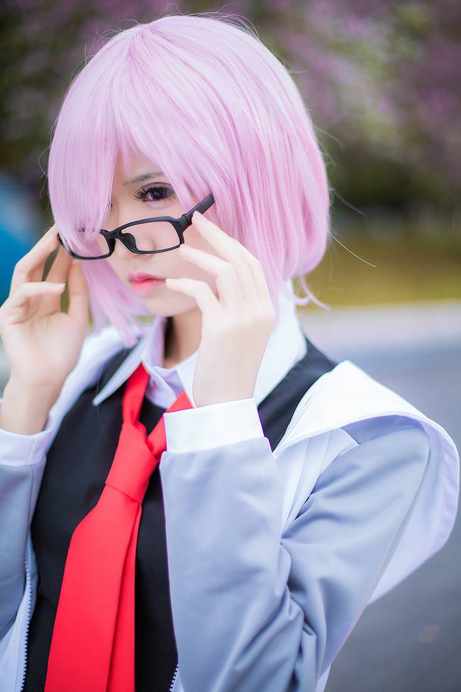 Cosplay福利/黑丝软妹 《Fate》玛修·基列莱特COSPLAY美图欣赏 cn:鳗鱼霏儿