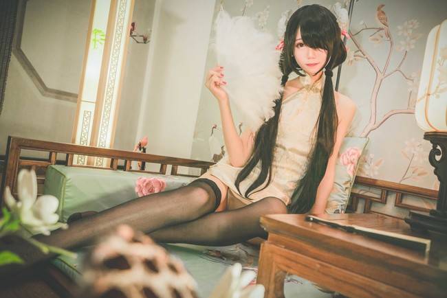 Cosplay福利/《绅士必看》黑丝绝对领域红白旗袍少女 cn:然理理