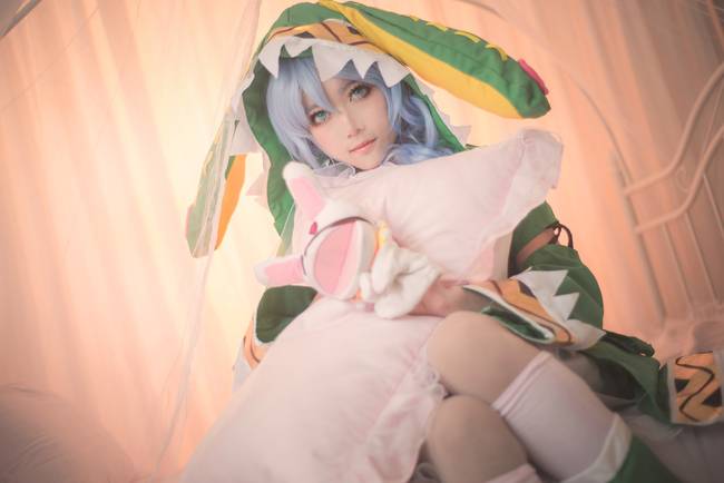 Cosplay福利/白丝绝对领域少女 约会大作战四糸乃COSPLAY美图欣赏 cn:_兔爷烨烨烨_