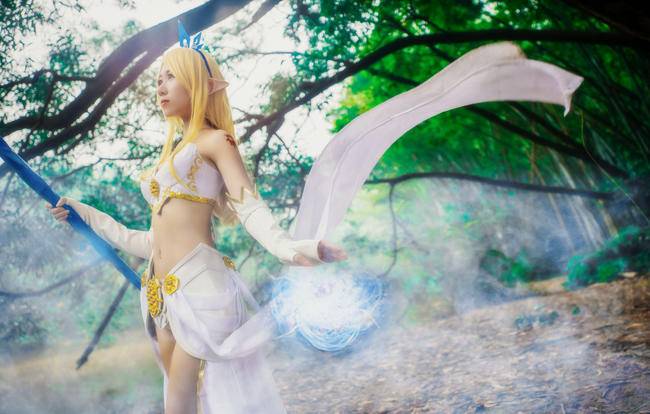 Cosplay福利/英雄联盟风暴之怒迦娜COSPLAY