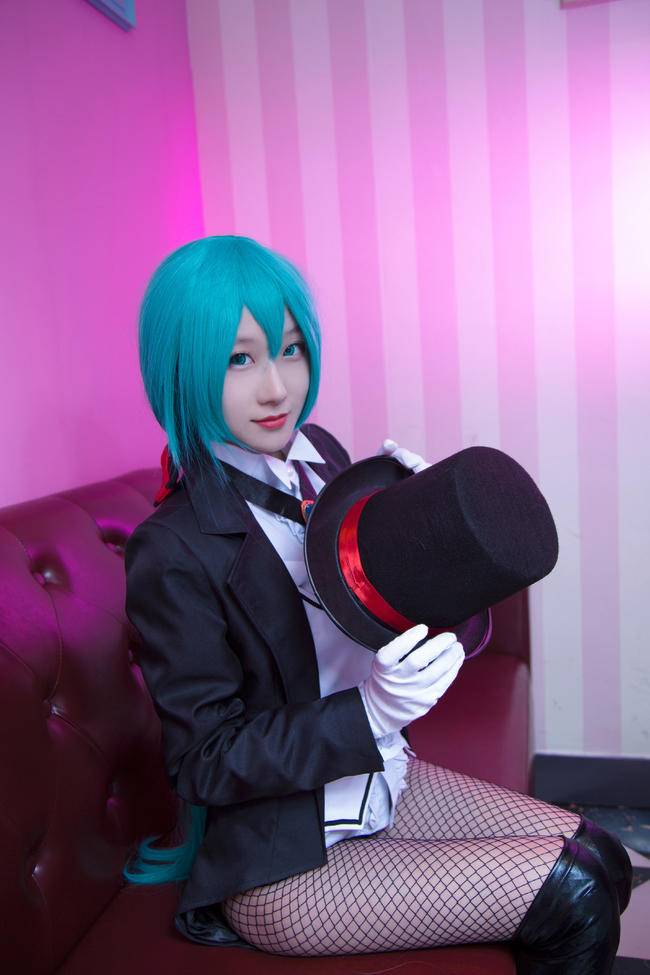 Cosplay福利/VOCALOID初音未来COSPLAY，你们爱的渔网袜