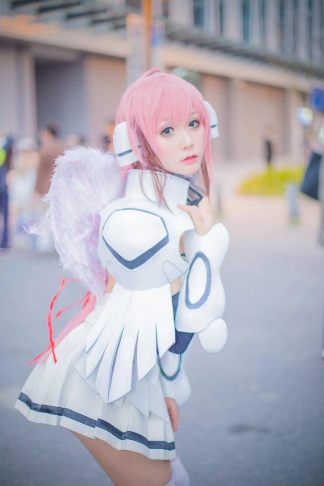 Cosplay福利/呆萌爆乳绝对领域少女-天降之物 伊卡洛斯COSPLAY