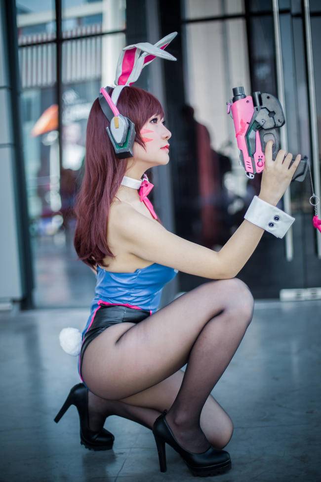 Cosplay福利/守望先锋D.Va黑丝兔女郎COSPLAY