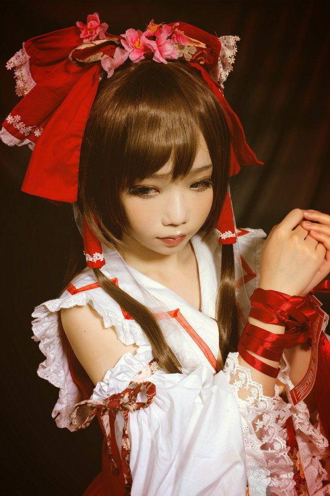 Cosplay福利/灵梦COSPLAY