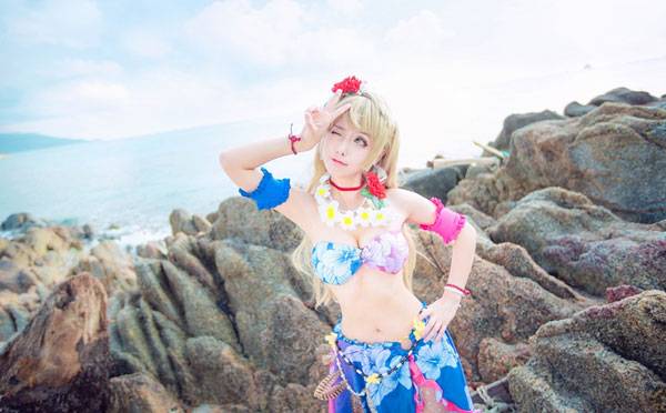 Cosplay福利/甜美萌妹南小鸟水着觉醒COS