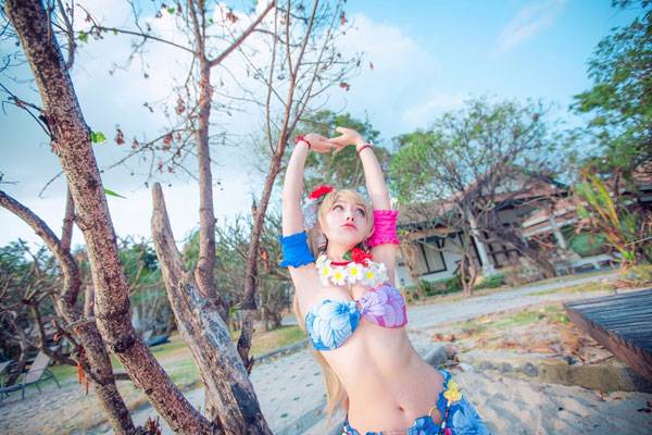 Cosplay福利/甜美萌妹南小鸟水着觉醒COS