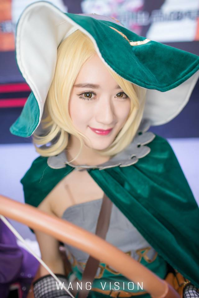 Cosplay福利/2015年chinajoy上的清纯美女cos