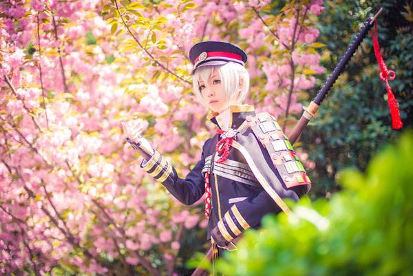 Cosplay福利/《刀剑乱舞》萤丸神还原cosplay