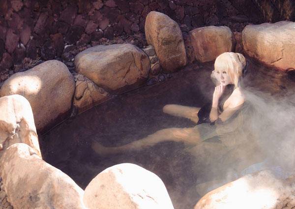 Cosplay福利/日本动画《fate》女主角saber泳装cosplay